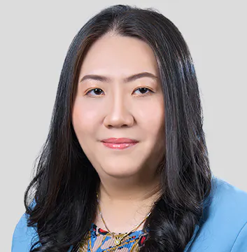 People profile photo of Yee Hein